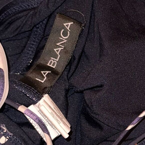 La Blanca Women's  Underwire Cross-wrap One Piece Swimsuit - Picture 7 of 10